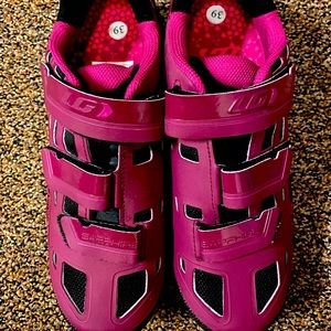 Pearl Izumi Cycling Shoes